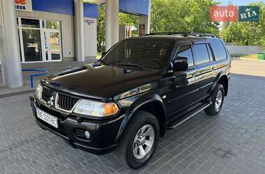 Внедорожник / Кроссовер Mitsubishi Pajero 2007 в Николаеве