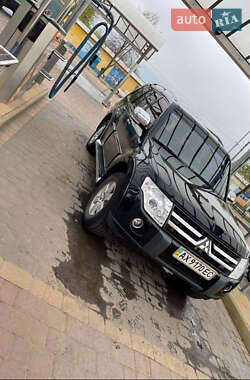 Внедорожник / Кроссовер Mitsubishi Pajero 2008 в Харькове