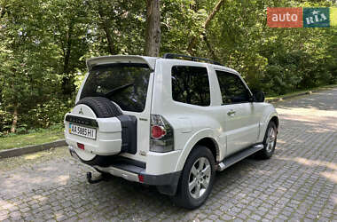 Позашляховик / Кросовер Mitsubishi Pajero 2008 в 