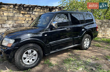 Внедорожник / Кроссовер Mitsubishi Pajero 2006 в 