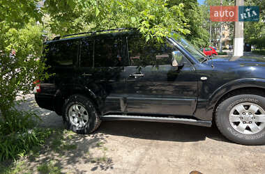 Внедорожник / Кроссовер Mitsubishi Pajero 2006 в 