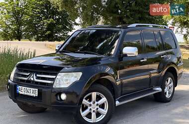 Внедорожник / Кроссовер Mitsubishi Pajero 2007 в Днепре