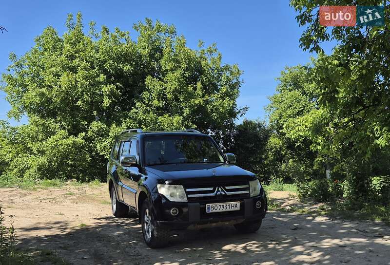 Mitsubishi Pajero 2007