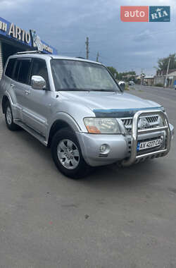Внедорожник / Кроссовер Mitsubishi Pajero 2003 в 