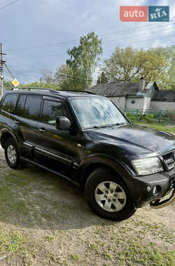 Внедорожник / Кроссовер Mitsubishi Pajero 2006 в 