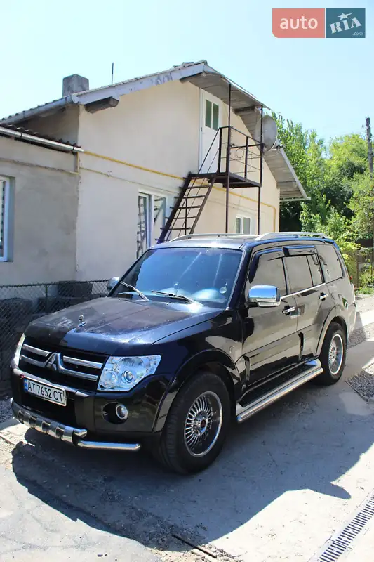 Mitsubishi Pajero 2008