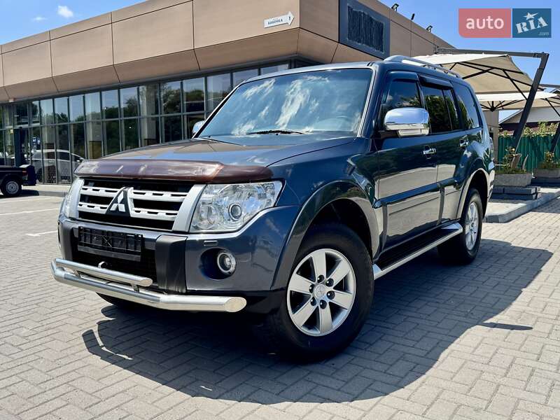 Позашляховик / Кросовер Mitsubishi Pajero 2008 в Дніпрі