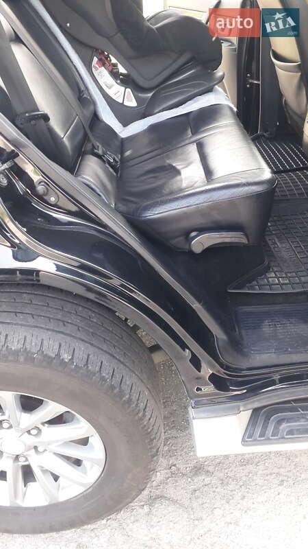 Позашляховик / Кросовер Mitsubishi Pajero 2007 в Запоріжжі