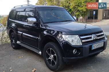 Внедорожник / Кроссовер Mitsubishi Pajero 2007 в Ужгороде