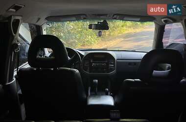 Внедорожник / Кроссовер Mitsubishi Pajero 2001 в 