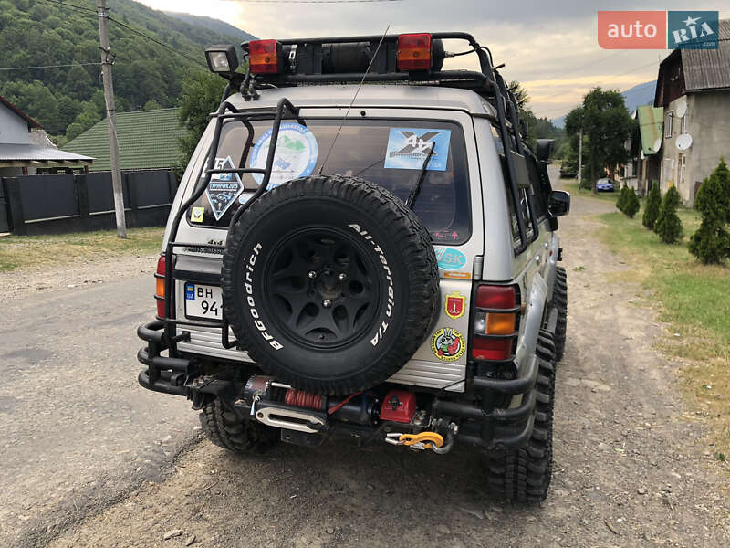Позашляховик / Кросовер Mitsubishi Pajero 1997 в Дубовому