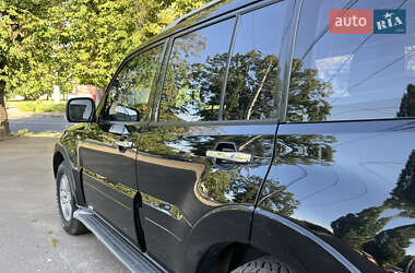 Позашляховик / Кросовер Mitsubishi Pajero 2007 в 