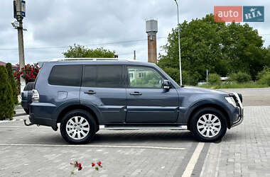 Внедорожник / Кроссовер Mitsubishi Pajero 2007 в 