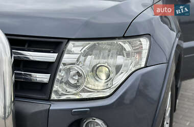 Внедорожник / Кроссовер Mitsubishi Pajero 2007 в 