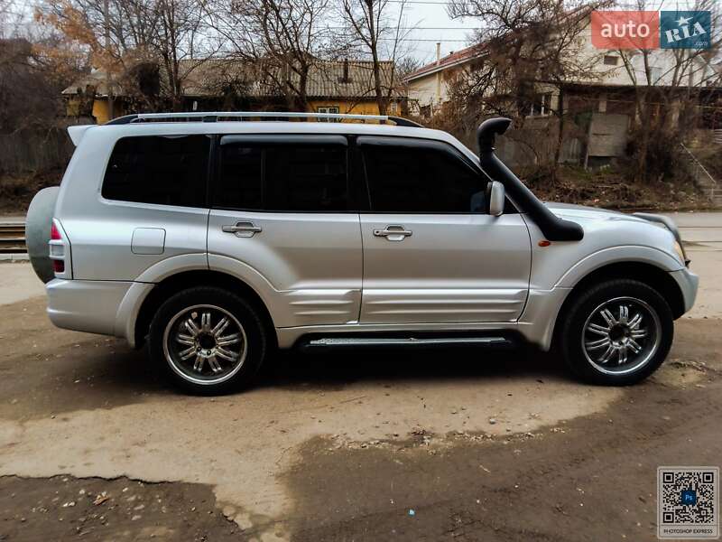 Позашляховик / Кросовер Mitsubishi Pajero 2000 в Дніпрі