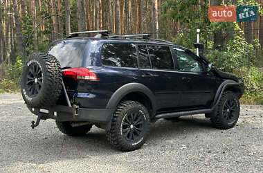 Внедорожник / Кроссовер Mitsubishi Pajero 2013 в 