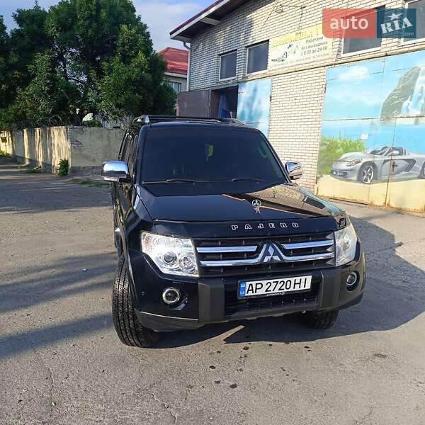 Внедорожник / Кроссовер Mitsubishi Pajero 2008 в 