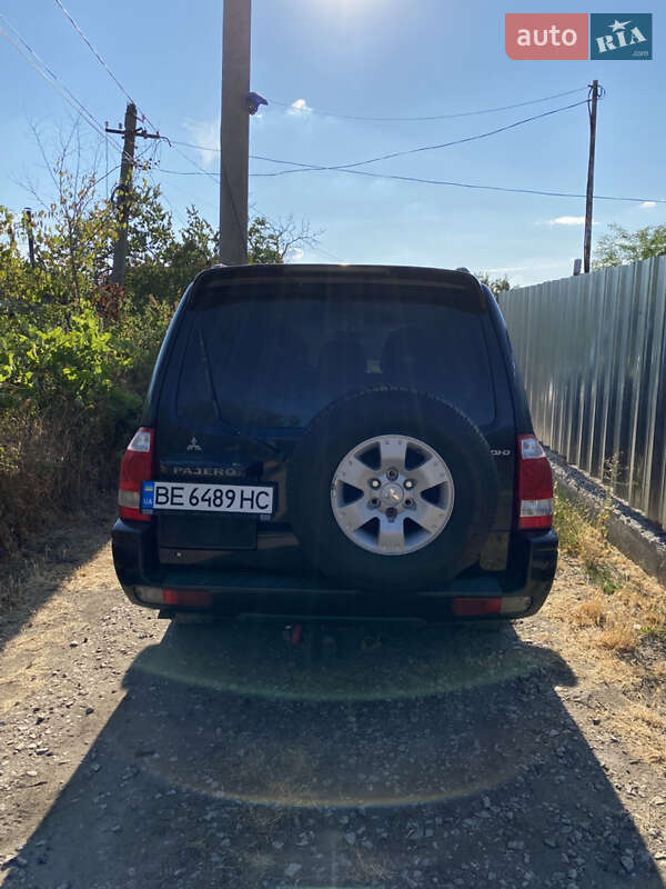 Позашляховик / Кросовер Mitsubishi Pajero 2006 в Миколаєві