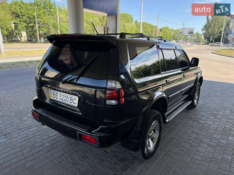 Позашляховик / Кросовер Mitsubishi Pajero 2007 в Миколаєві