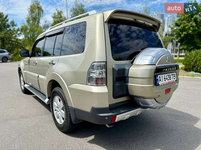Позашляховик / Кросовер Mitsubishi Pajero 2008 в Дніпрі