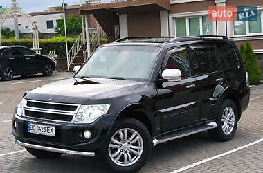 Внедорожник / Кроссовер Mitsubishi Pajero 2014 в Черновцах
