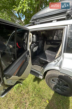 Внедорожник / Кроссовер Mitsubishi Pajero 2007 в 
