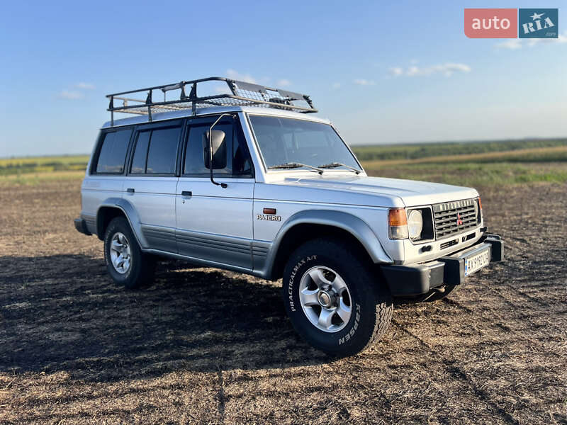 Внедорожник / Кроссовер Mitsubishi Pajero 1988 в Днепре фото 9 Внедорожник / Кроссовер Mitsubishi Pajero 1988 в Днепре