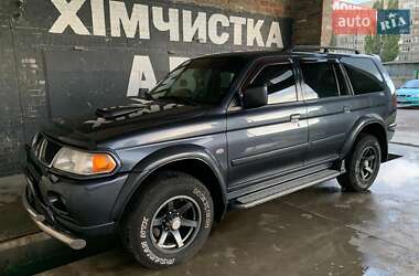 Внедорожник / Кроссовер Mitsubishi Pajero 2008 в 