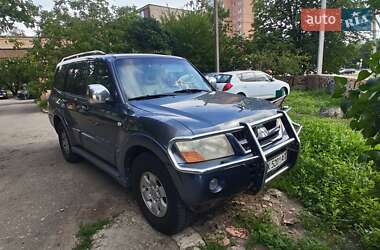Позашляховик / Кросовер Mitsubishi Pajero 2006 в  фото 6 Позашляховик / Кросовер Mitsubishi Pajero 2006 в