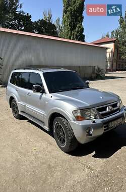 Внедорожник / Кроссовер Mitsubishi Pajero 2007 в Одессе