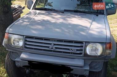 Кабриолет Mitsubishi Pajero 1997 в 