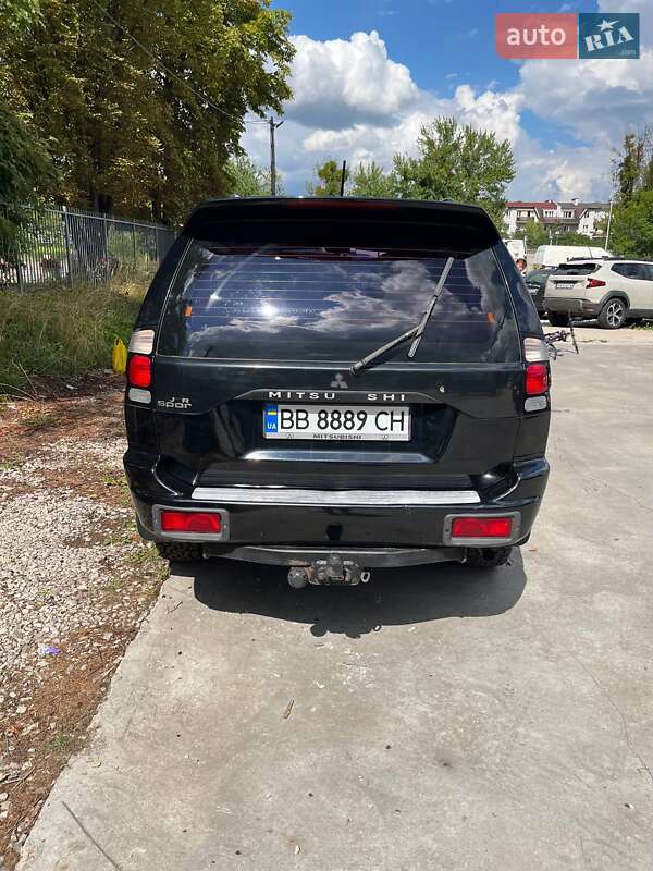 Внедорожник / Кроссовер Mitsubishi Pajero 2007 в Киеве