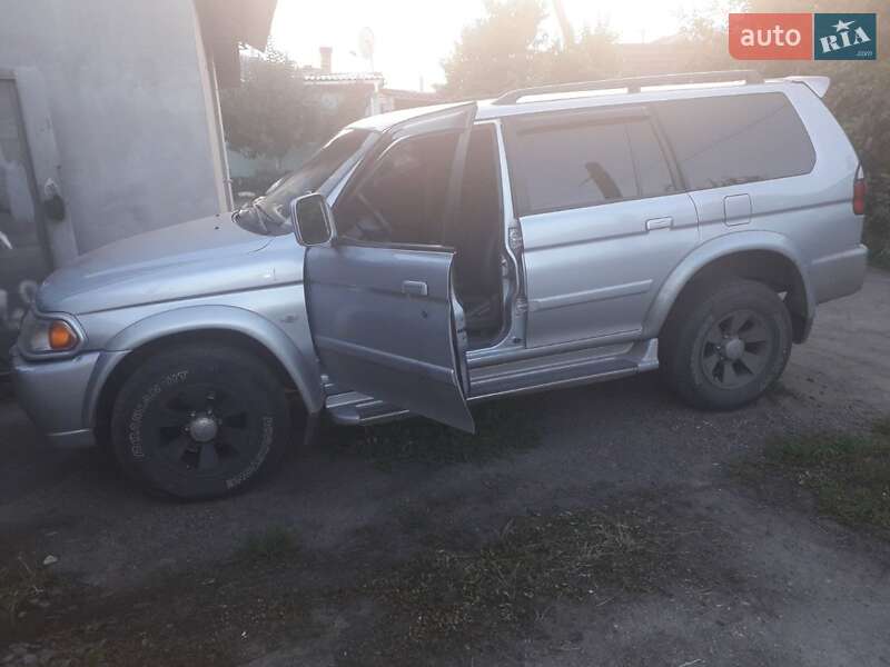 Mitsubishi Pajero 2006