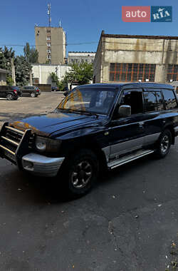 Внедорожник / Кроссовер Mitsubishi Pajero 1998 в 