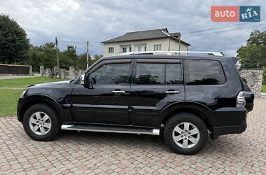 Внедорожник / Кроссовер Mitsubishi Pajero 2008 в 