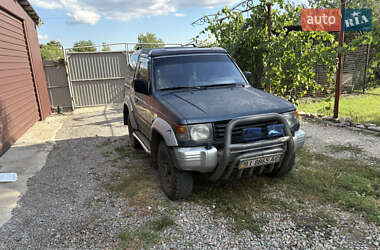Позашляховик / Кросовер Mitsubishi Pajero 1993 в Полтаві