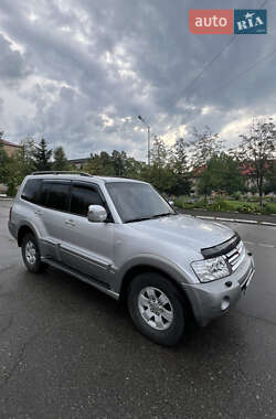 Внедорожник / Кроссовер Mitsubishi Pajero 2003 в 