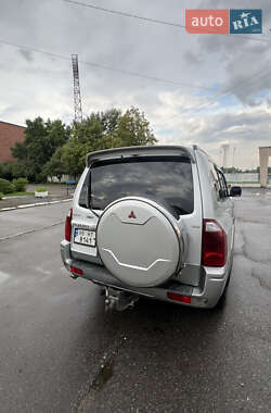 Внедорожник / Кроссовер Mitsubishi Pajero 2003 в 