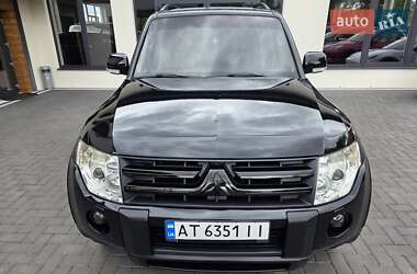 Внедорожник / Кроссовер Mitsubishi Pajero 2007 в 