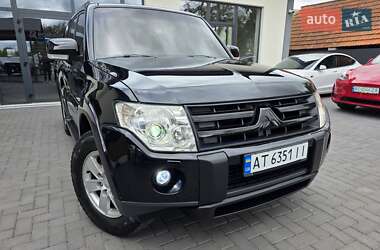 Внедорожник / Кроссовер Mitsubishi Pajero 2007 в 