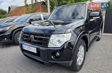Внедорожник / Кроссовер Mitsubishi Pajero 2007 в 