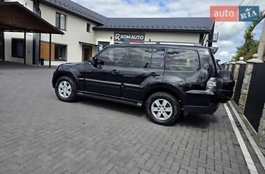 Внедорожник / Кроссовер Mitsubishi Pajero 2007 в 