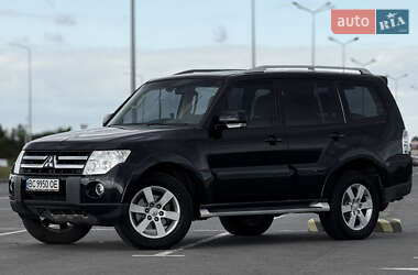 Внедорожник / Кроссовер Mitsubishi Pajero 2008 в 