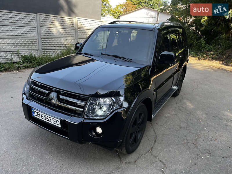 Mitsubishi Pajero 2008
