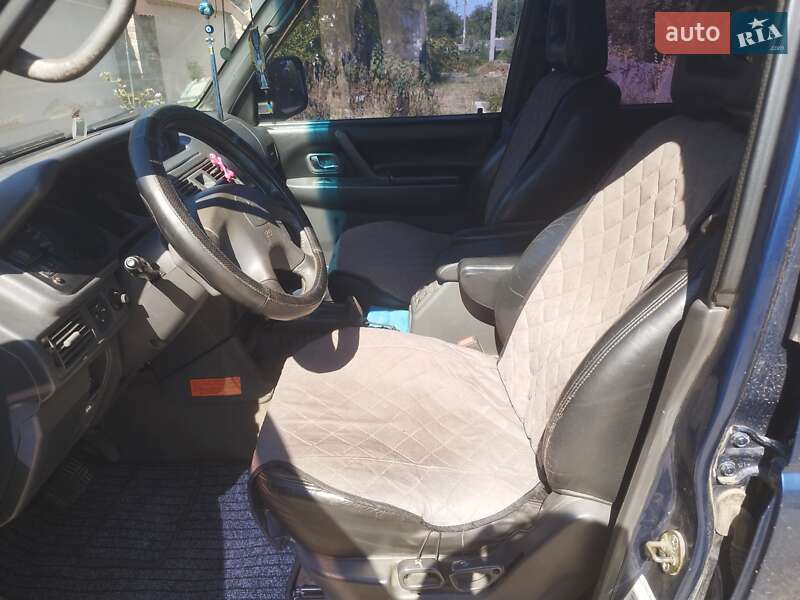 Внедорожник / Кроссовер Mitsubishi Pajero 1999 в Николаеве
