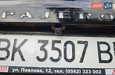 Внедорожник / Кроссовер Mitsubishi Pajero 2008 в 