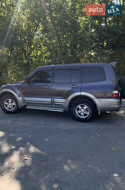 Позашляховик / Кросовер Mitsubishi Pajero 2000 в Олександрії