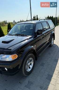 Внедорожник / Кроссовер Mitsubishi Pajero 2007 в 