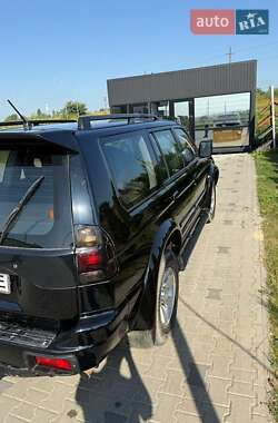 Внедорожник / Кроссовер Mitsubishi Pajero 2007 в 