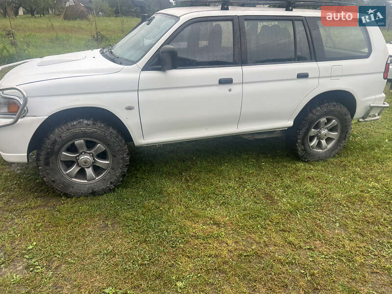 Внедорожник / Кроссовер Mitsubishi Pajero 2006 в Ивано-Франковске